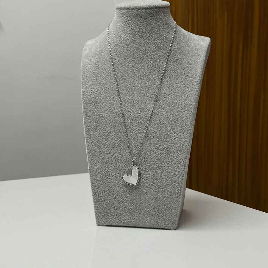 Minimal White Heart Pendant Necklace – Elegant Silver Charm