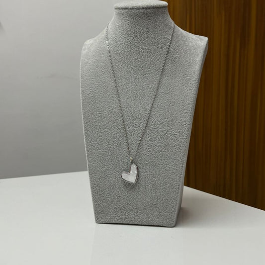 Minimal White Heart Pendant Necklace – Elegant Silver Charm